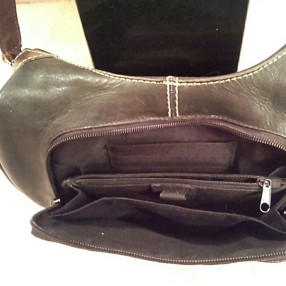 Free w/purchase black brown leathr shoulder bag - Picture 3 of 5